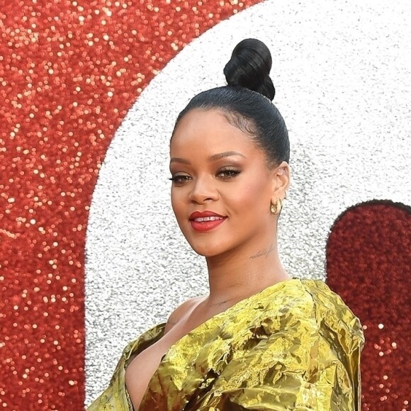 Rihanna (robe Yiqing Yin) - Première du film "Ocean's 8" au Cineworld Leicester Square à Londres, Royaume Uni, le 13 juin 2018.