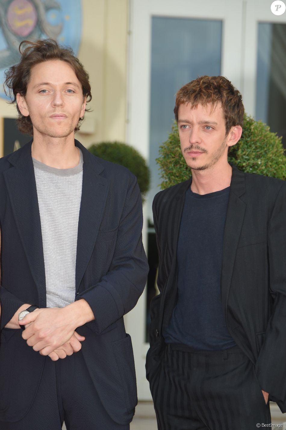 Qui Est La Mère De Raphaël Haroche Raphael (Raphaël Haroche) et Nahuel Pérez Biscayart - Photocall du 2ème