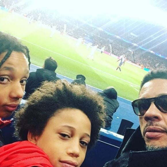 JoeyStarr avec ses fils Matisse et Kalil au Parc des princes, Instagram le 6 mars 2018.