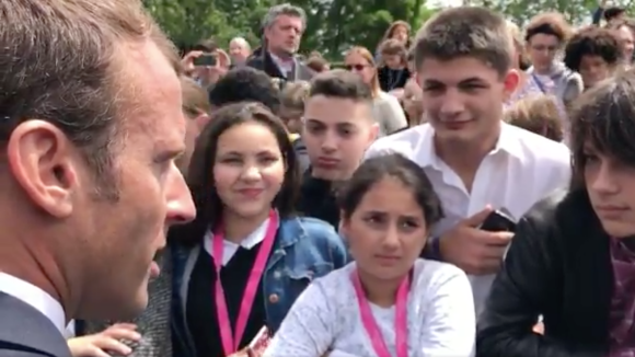 Emmanuel Macron face à un adolescent insolent : Sa bienveillante leçon de morale
