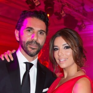 Exclusif - Eva Longoria (robe Monsoori, bijoux Messika) et son compagnon Jose Antonio Baston - Dîner du Global Gift Gala au profit de L'Unicef France Frimousses de Créateurs, de The Global Gift Foundation et The Eva Longoria Foundation, organisé au Four Seasons Hôtel George V à Paris, le 25 mai 2015.