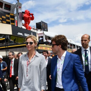 La princesse Charlène de Monaco durant le Grand Prix de France au Castellet le 24 juin 2018. Christian Estrosi, le maire de Nice et le vice président du Conseil Regional de PACA, est à l'origine du retour du Grand Prix de France au Circuit Paul Ricard. C'est Lewis Hamilton qui a remporté le Grand Prix devant Max Verstappen, second, et Kimi Raikkonen troisième. © Bruno Bebert / Bestimage