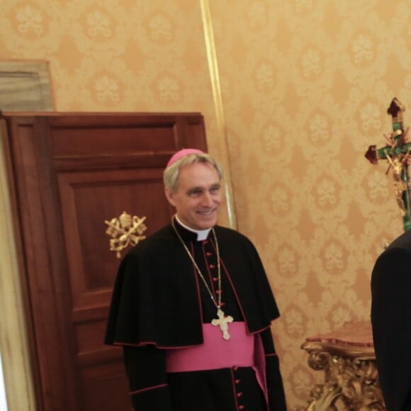 Le président Emmanuel Macron et son épouse Brigitte Macron rencontrent le pape François au Vatican le 26 juin 2018. © Cristian Gennari / Vatican Pool / Bestimage