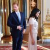 Le prince Harry, duc de Sussex, Meghan Markle, duchesse de Sussex - Personnalités à la cérémonie "Queen's Young Leaders Awards" au palais de Buckingham à Londres le 26 juin 2018.