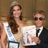Maëlys Rozé, élue Miss Paris 2018 le 24 juin 2018. Ici avec Lison Di Martino (Miss Île-de-France 2017), ses dauphines et Yves Dahan, président de l'association Sauver l'hôpital.