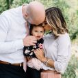 Jana Kramer, son mari  Michael Caussin et leur fille Jolie Rae sur une photo publiée sur Instagram le 23 novembre 2017 