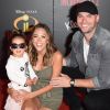 Jana Krame, son mari Mike Caussin et leur fille Jolie Rae à la première du film d'animation "Les Indestructibles 2" à Los Angeles le 5 juin 2018.