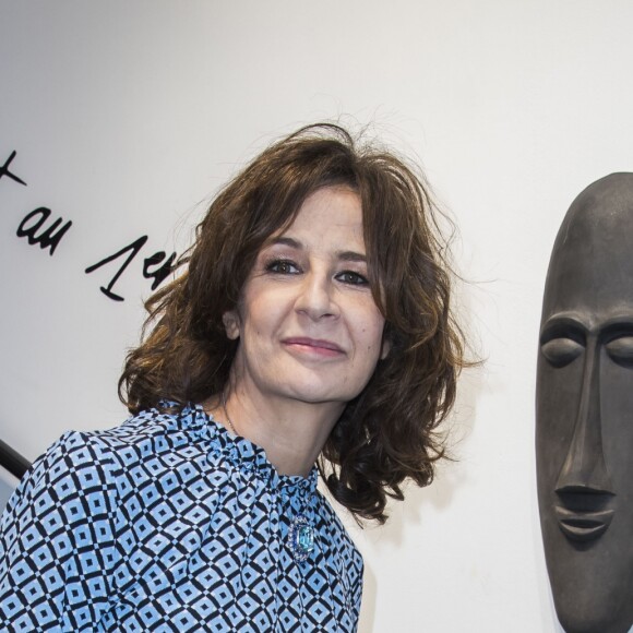 Valérie Lemercier - Soirée pour l'inauguration de l'installation de Mimi Liberté designed by Michel Klein "Mimi et Lili sont au 1er" dans la nouvelle boutique Montaigne Market au 18 avenue Matignon dans le 8ème à Paris le 26 juin 2018. © Olivier Borde/Bestimage