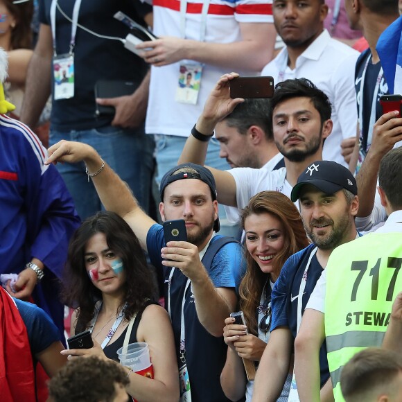 L'ex-Miss France Rachel Legrain-Trapani félicite son compagnon Benjamin Pavard après la victoire de la France face à l'Argentine lors des 8ème de finale de la Coupe du monde à Kazan en Russie le 30 juin 2018. © Cyril Moreau/Bestimage