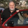 Exclusif - Le père de Meghan Markle, Thomas Markle Senior ( père de Meghan) a été aperçu en train de faire réparer sa voiture dans une station essence à Rosarito au Mexique, le 5 décembre 2017.