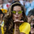 Exclusif - Izabel Goulart (la compagne de Kévin Trapp) - Célébrités dans les tribunes lors du match de coupe du monde opposant le Brésil à la Serbie au stade Otkrytie à Moscou, Russie, le 27 juin 2018. Le Brésil a gagné 2-0.