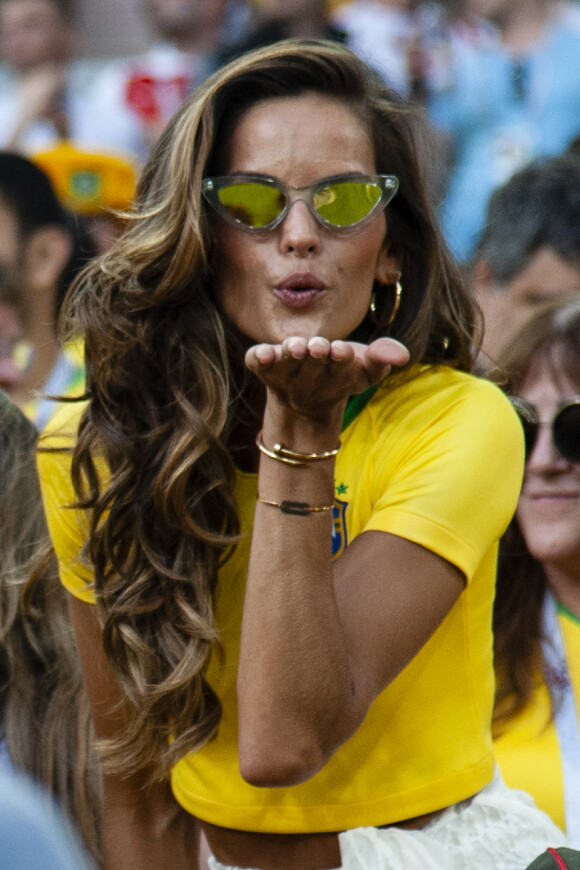 Exclusif - Izabel Goulart (la compagne de Kévin Trapp) - Célébrités dans les tribunes lors du match de coupe du monde opposant le Brésil à la Serbie au stade Otkrytie à Moscou, Russie, le 27 juin 2018. Le Brésil a gagné 2-0.