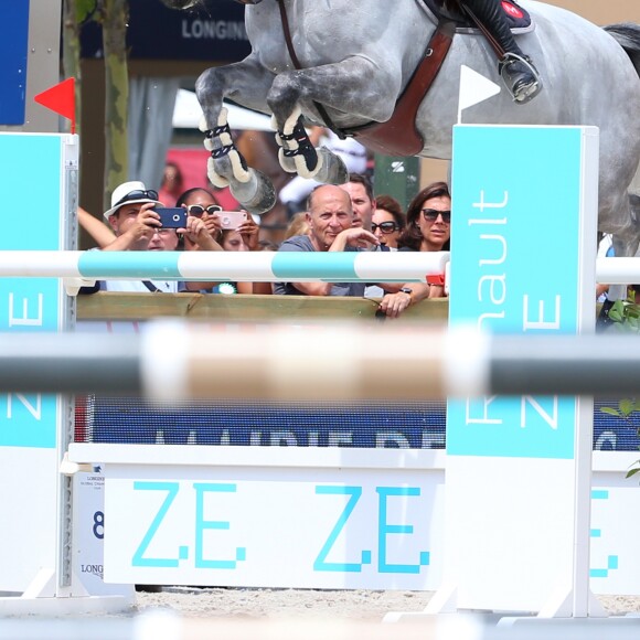 Guillaume Canet sur Wouest de Cantraie Z - Piste - Prix Mairie de Paris - Longines Paris Eiffel Jumping au Champ de Mars à Paris, le 5 juillet 2018.