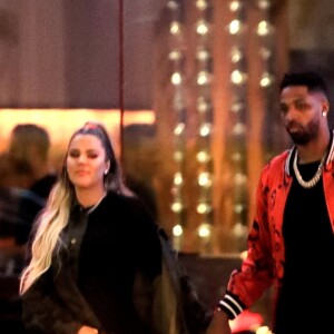 Exclusif - Khloé Kardashian et son compagnon Tristan Thompson sont allés diner avec Kendall Jenner et son compagnon Bens Simmons à Beverly Hills. Le 24 juin 2018