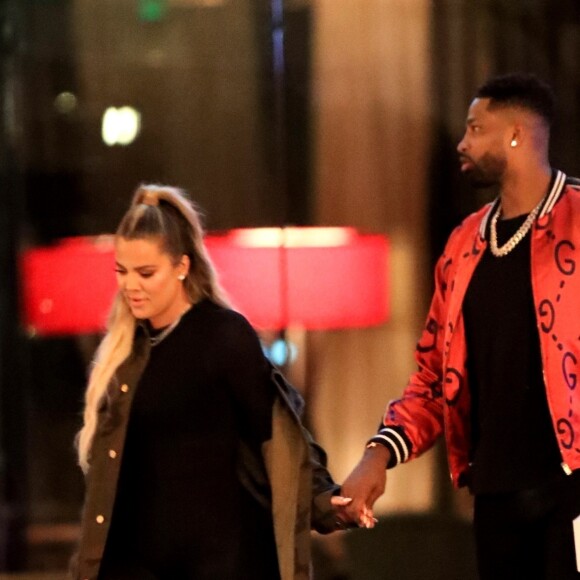 Exclusif - Khloé Kardashian et son compagnon Tristan Thompson sont allés diner avec Kendall Jenner et son compagnon Bens Simmons à Beverly Hills. Le 24 juin 2018