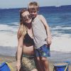 Hilary Duff enceinte à la plage avec fils Luca. Instagram, juillet 2018.