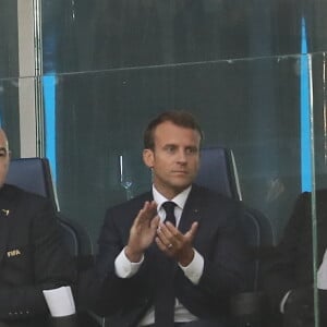 La reine Mathilde de Belgique, le roi Philippe de Belgique, Gianni Infantino, le président de la République Emmanuel Macron, Noël Le Graët et Laura Flessel-Colovic dans les tribunes lors de la demi-finale de la coupe du monde opposant la France à la Belgique à Saint-Pétersbourg, Russie, le 10 juillet 2018. © Cyril Moreau/Bestimage