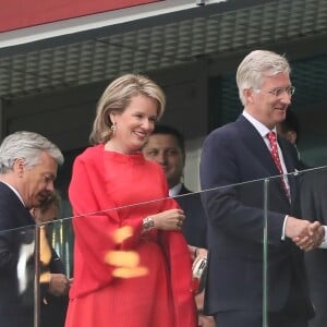 La reine Mathilde de Belgique, le roi Philippe de Belgique et le président de la République Emmanuel Macron dans les tribunes lors de la demi-finale de la coupe du monde opposant la France à la Belgique à Saint-Pétersbourg, Russie, le 10 juillet 2018. © Cyril Moreau/Bestimage