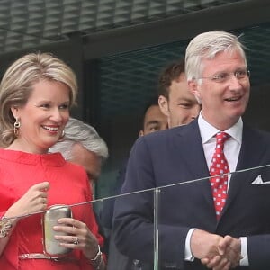 La reine Mathilde de Belgique, le roi Philippe de Belgique et le président de la République Emmanuel Macron dans les tribunes lors de la demi-finale de la coupe du monde opposant la France à la Belgique à Saint-Pétersbourg, Russie, le 10 juillet 2018. © Cyril Moreau/Bestimage