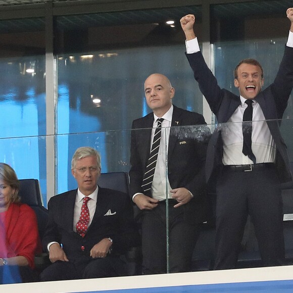 La reine Mathilde de Belgique, le roi Philippe de Belgique, le président de la Fédération internationale de football association Gianni Infantino, le président de la République Emmanuel Macron, dans les tribunes lors de la demi-finale de la coupe du monde opposant la France à la Belgique à Saint-Pétersbourg, Russie, le 10 juillet 2018. La France a gagné 1-0. © Cyril Moreau/Bestimage