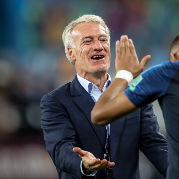 Le sélectionneur de l'équipe de France Didier Deschamps et Kylian Mbappé - Joie de l'équipe de France après sa victoire en demi-finale de la coupe du monde contre la Belgique à Saint-Pétersbourg, Russie, le 10 juillet 2018. La France a gagné 1-0. © Cyril Moreau/Bestimage