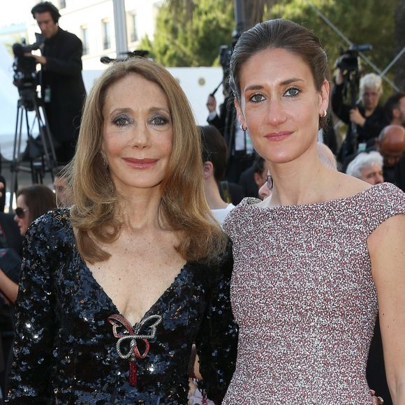 Marisa Berenson et sa fille Starlite Randall Berenson - Montée des marches du film "The Little Prince" (Le Petit Prince) lors du 68e Festival International du Film de Cannes, à Cannes le 22 mai 2015.