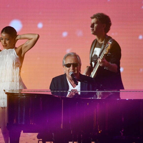 Exclusif - Gilbert Montagné - Enregistrement de l'émission "Le Bal du 14 Juillet" dans les Arènes de Nîmes, diffusée sur TF1. Le 7 juin 2018 © Bruno Bebert