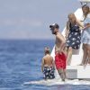 Lionel Messi en vacances avec sa femme Antonella Roccuzzo et sa famille à Ibiza le 17 juillet 2018.