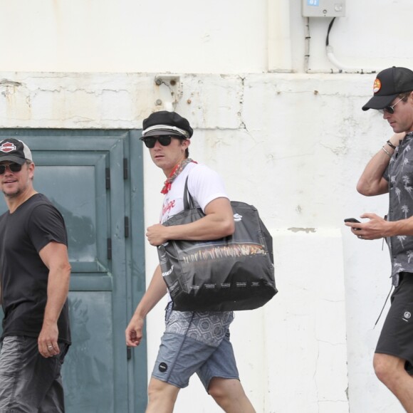 Matt Damon, Elsa Pataky avec son mari Chris Hemsworth, les enfants et des membres de leur famille en vacances à San Sebastian, le 19 juillet 2018.