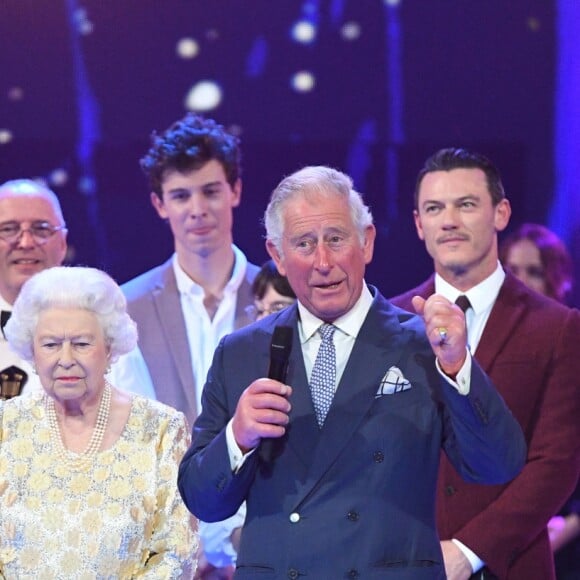 Sir Tom Jones, La reine Elisabeth II d'Angleterre, Le prince Charles, prince de Galles et Kylie Minogue - Concert au théâtre Royal Albert Hall à l'occasion du 92ème anniversaire de la reine Elisabeth II d’Angleterre à Londres le 21 avril 2018.