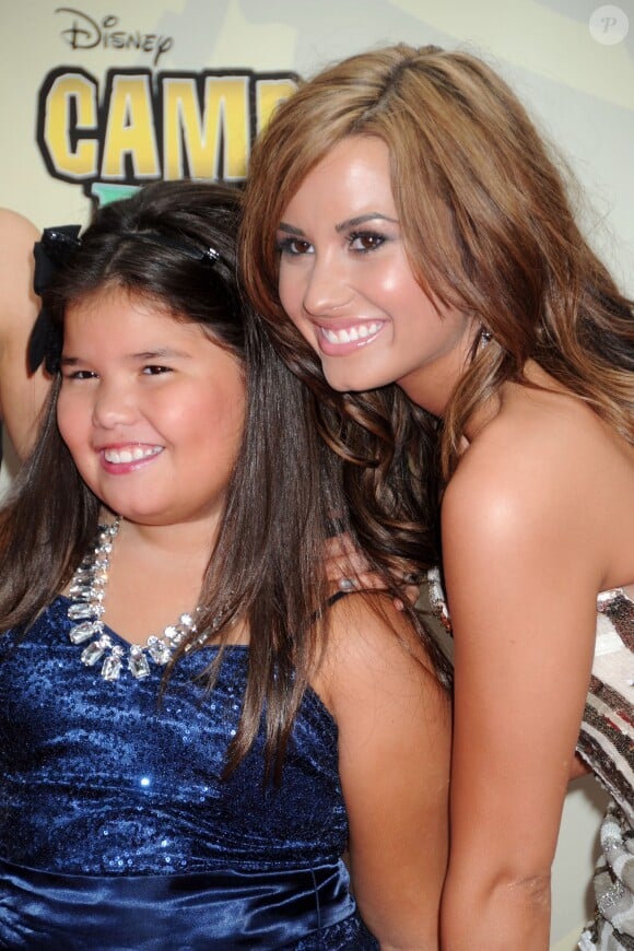 Demi Lovato et sa demi-soeur Madison De La Garza en 2010.