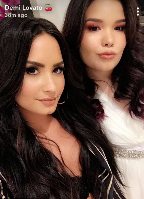 Demi Lovato fait un selfie avec sa soeur Madison De La Garza, qui fête ses 16 ans, le 18 décembre 2017