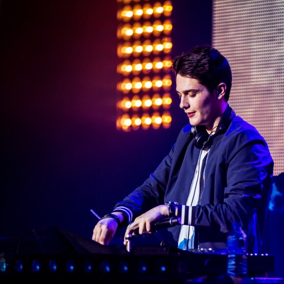 Le DJ Kungs sur la scène du Zénith de Paris pour la 7ème édition du Virgin Radio Electroshock à Paris, France, le 6 octobre 2016. © Agence/Bestimage