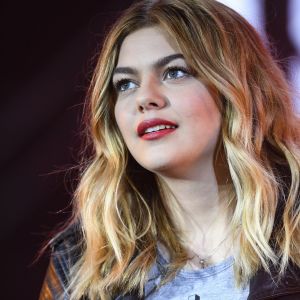 Exclusif - Louane Emera - Enregistrement de l'émission "Johnny, toute la musique qu'ils aiment" à la Seine Musicale, qui sera diffusée le 6 janvier sur TF1. Le 13 décembre 2017 © Perusseau-Veeren / Bestimage