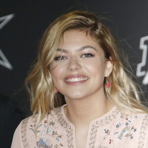 Louane Emera - 19ème édition des NRJ Music Awards à Cannes le 4 novembre 2017. © Christophe Aubert via Bestimage