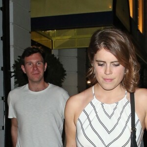 La princesse Eugenie d'York et son fiancé Jack Brooksbank à la sortie d'un dîner au restaurant "Isabel" à Londres, le 28 juin 2018.