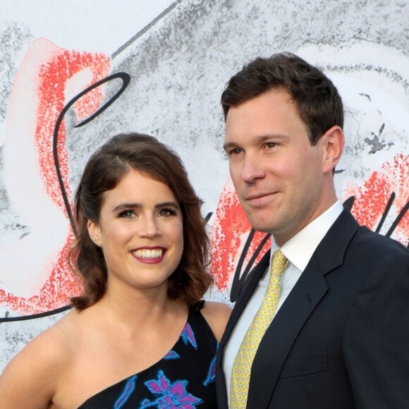 La princesse Eugenie d'York et son fiancé Jack Brooksbank à la traditionnelle soirée d'été de la galerie Serpentine dans les jardins de Kensington à Londres le 19 juin 2018