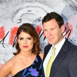 La princesse Eugenie d'York et son fiancé Jack Brooksbank à la traditionnelle soirée d'été de la galerie Serpentine dans les jardins de Kensington à Londres le 19 juin 2018