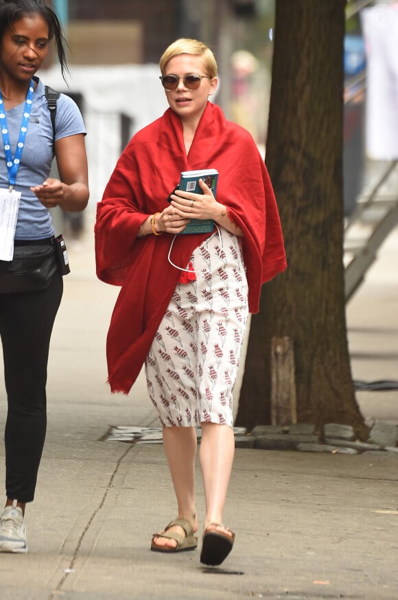 Michelle Williams sur le tournage de 'After the Wedding' à New York le 1er juin 2018.