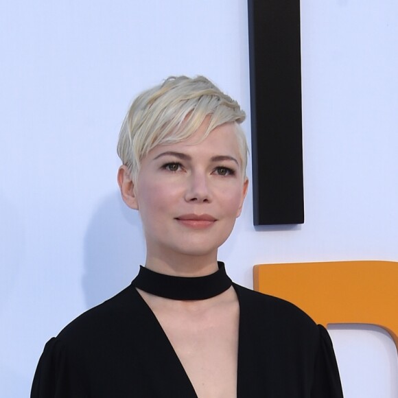 Michelle Williams à la première de 'I Feel Pretty' au théâtre Westwood Village à Los Angeles, le 17 avril 2018 © Chris Delmas/Bestimage