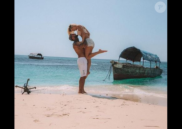 Jessica Thivenn et Thibault Kuro fous amoureux - Instagram, 17 juin 2018