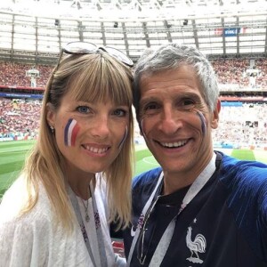 Nagui et sa femme Mélanie Page lors d'un match de l'équipe de France en Russie pendant la Coupe du monde 2018 - Instagram, 10 juillet 2018