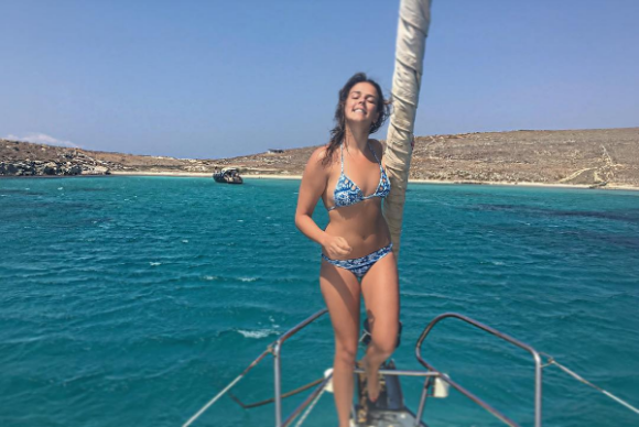 Pauline Ducruet en vacances dans les Cyclades en août 2016, étape à Rhénée, photo Instagram.