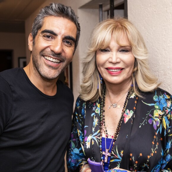 Exclusif - Ary Abittan et Amanda Lear - Festival de Ramatuelle avec le spectacle Ary Abittan "My story" le 3 Août 2018 © Cyril Bruneau / Festival de Ramatuelle / Bestimage