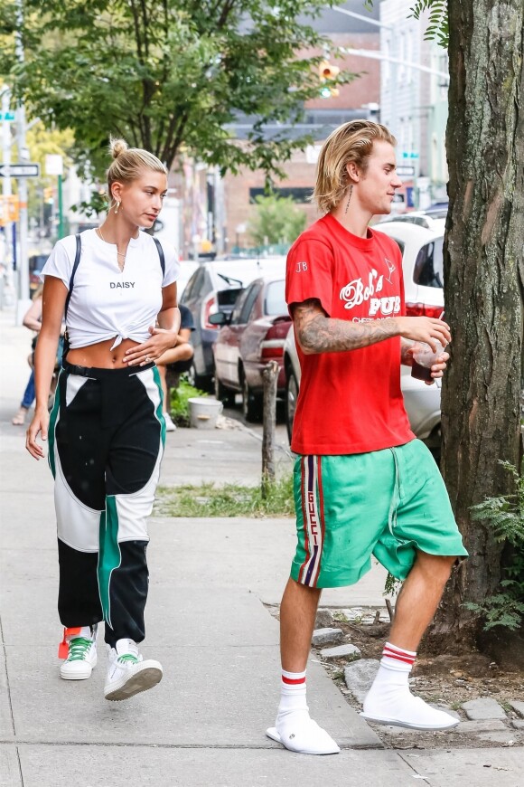 Exclusif - Justin Bieber et sa fiancée Hailey Baldwin sont allés déjeuner puis au cinéma ensemble à New York, le 3 août 2018.
