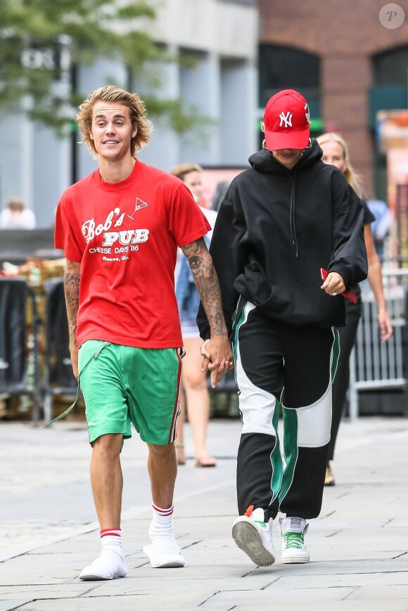 Exclusif - Justin Bieber et sa fiancée Hailey Baldwin sont allés déjeuner puis au cinéma ensemble à New York, le 3 août 2018.