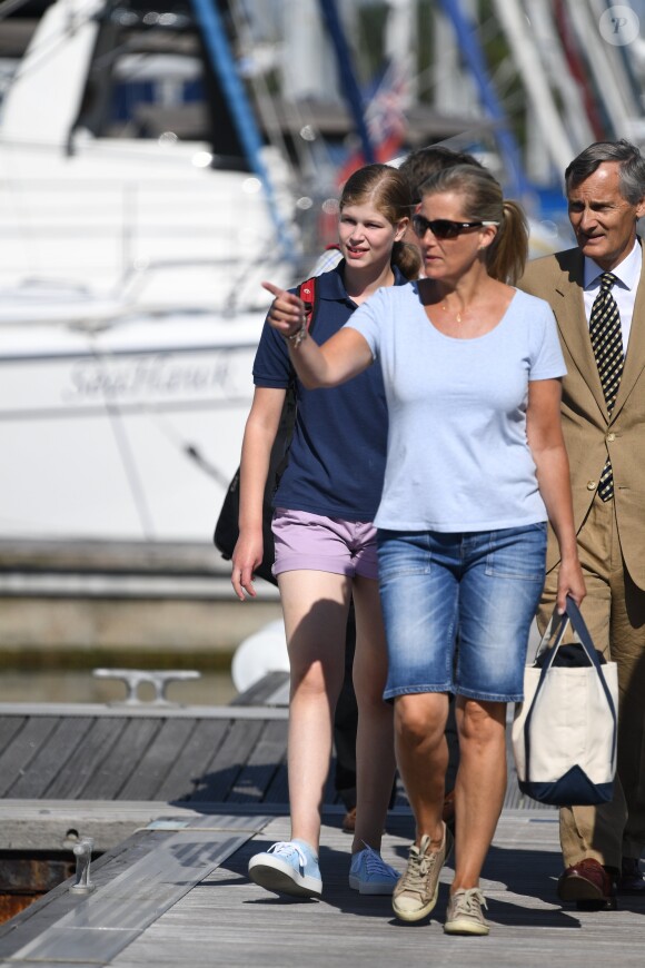 La comtesse Sophie de Wessex et sa fille Lady Louise Windsor au port de Portsmouth le 6 août 2018 pour une rencontre avec The Association of Sail Training à la marina Haslar.