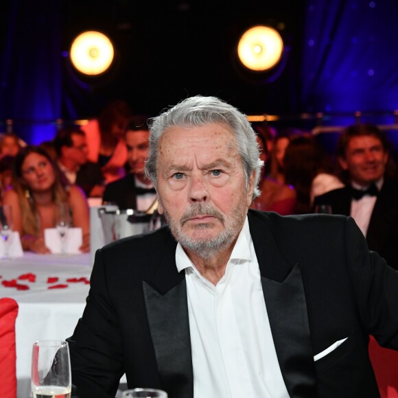 Exclusif - Alain Delon - Enregistrement de l'émission "Les 20 ans du Plus Grand Cabaret du Monde" dans la Salle des Etoiles à Monaco© A.Bahi-B.Bebert / Bestimage