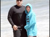 Greg Grunberg de "Heroes" : son fils Jake, épileptique, va beaucoup mieux ! Il s'éclate à la plage en famille !