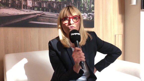 Christine Bravo en interview avec Purepeople.com pour la diffusion de "L'aventure Robinson" le 17 août 2018 sur TF1.